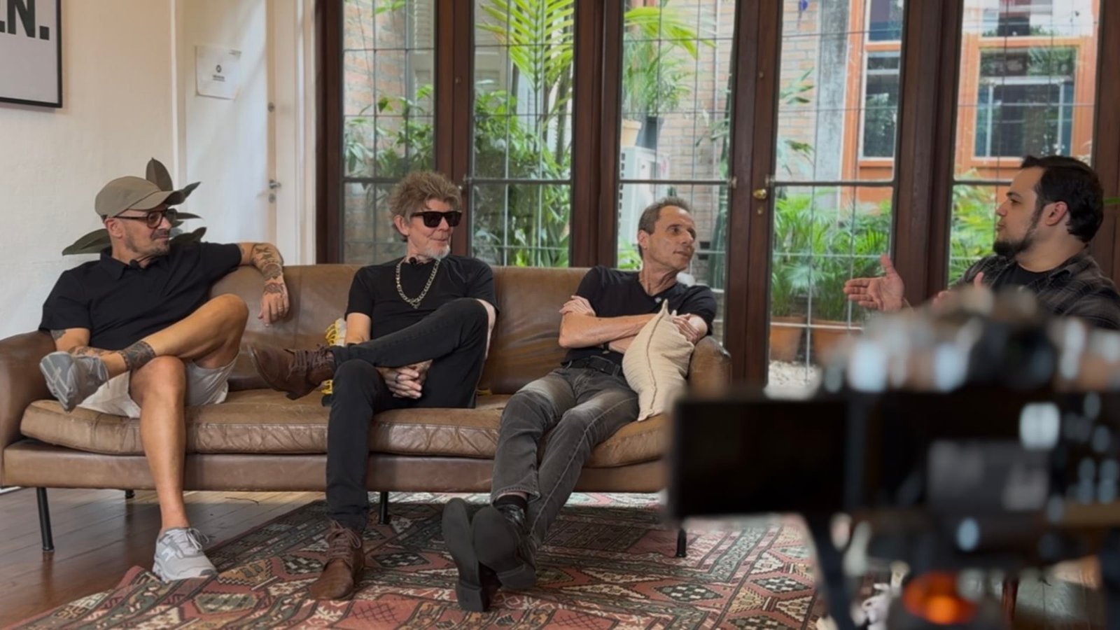 Titãs em entrevista à Rolling Stone Brasil (Foto: Luan Bertolini)