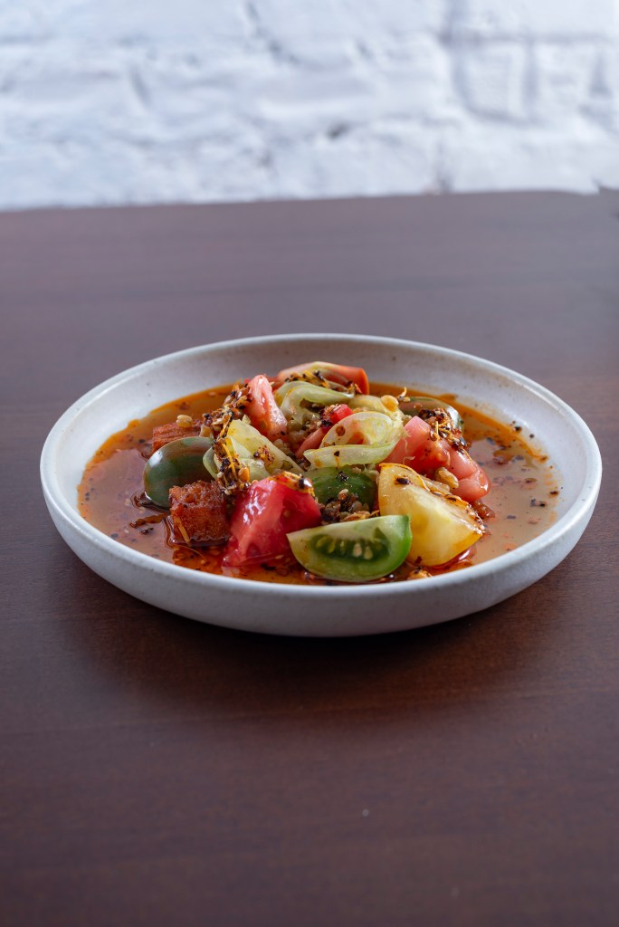 Aiô, São Paulo, Brasil Aiô, São Paulo, Brasil