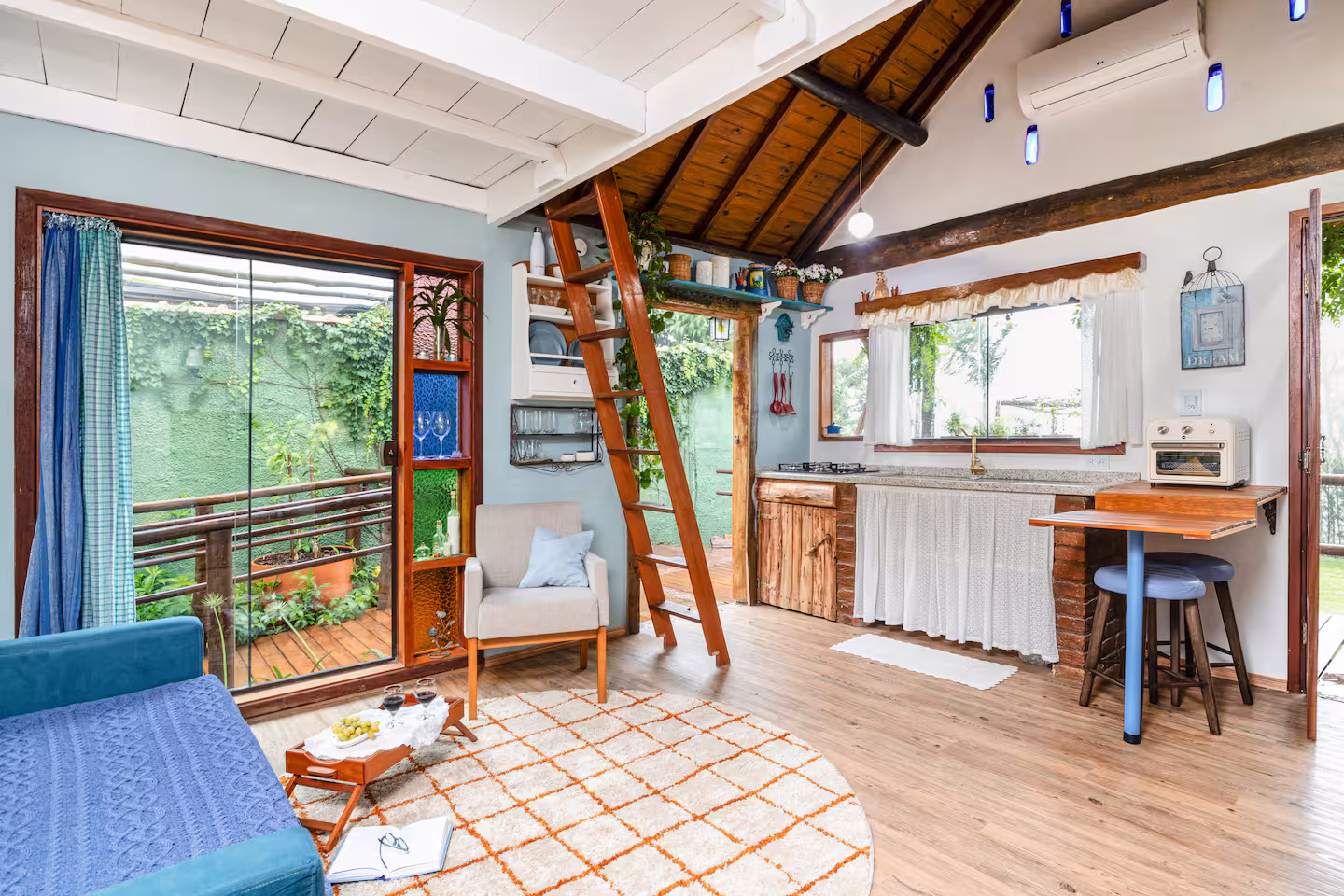 airbnb casa conto de fadas, sao pedro, sao paulo