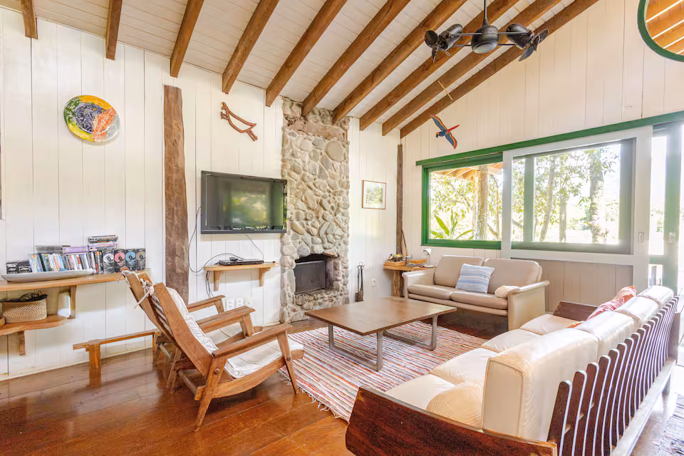 Barra do Sahy, São Sebastião, São Paulo Barra do Sahy, São Sebastião, São Paulo