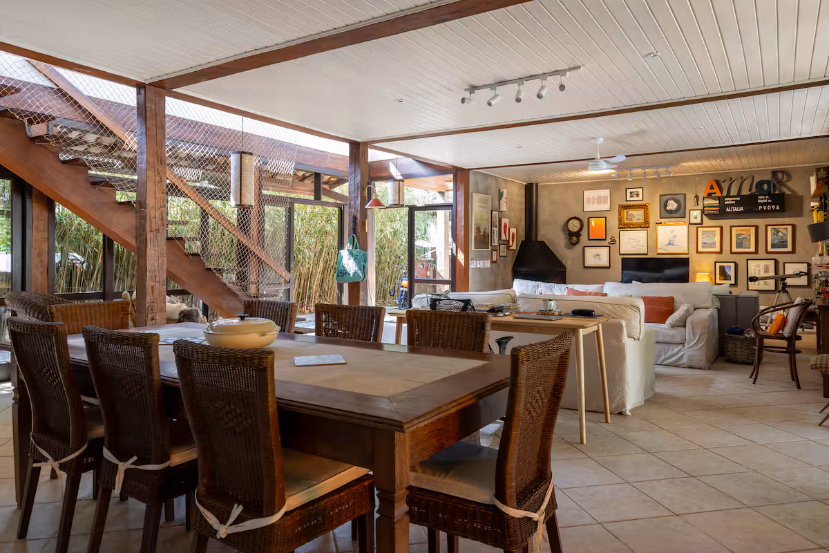 Praia da Baleia, São Sebastião, São Paulo Praia da Baleia, São Sebastião, São Paulo